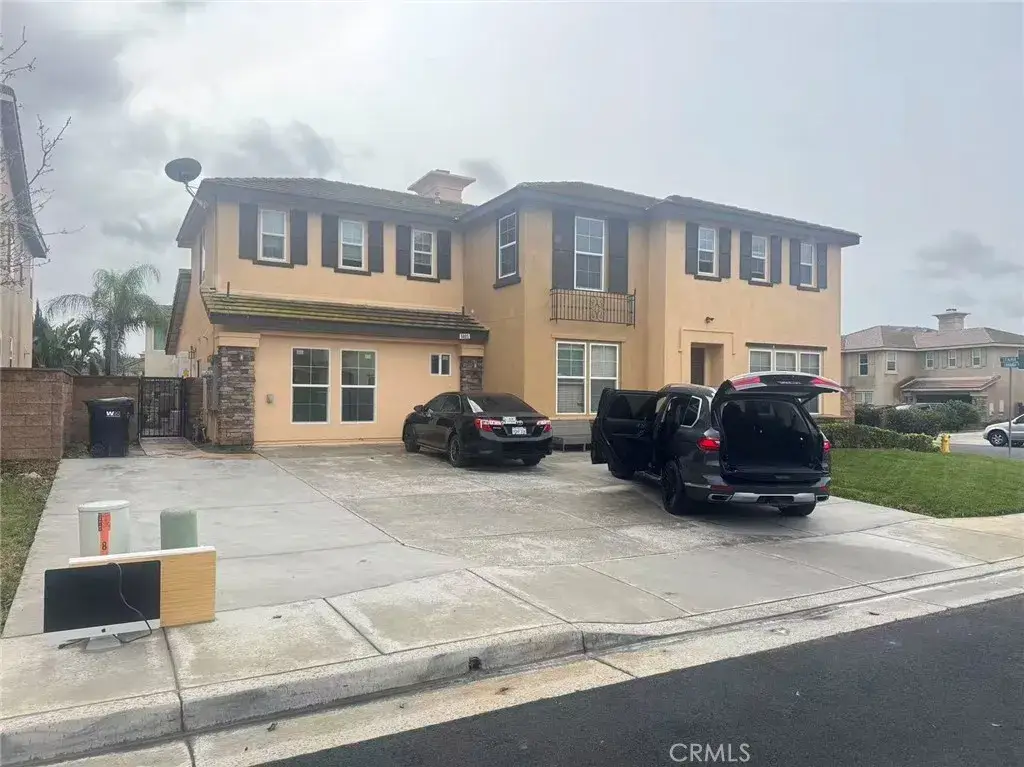 6805 Edinburgh, Eastvale, CA 92880 - #1