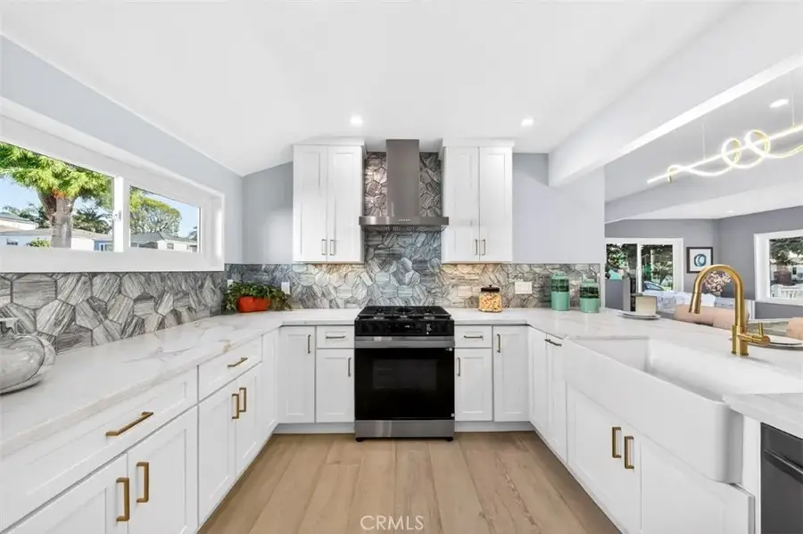 4761 W 141st, Hawthorne, CA 90250 - #2