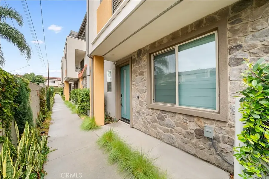 225 Scratch Road, Covina, CA 91722 - #2