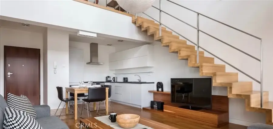 158 E 2nd, Pomona, CA 91766 - #3