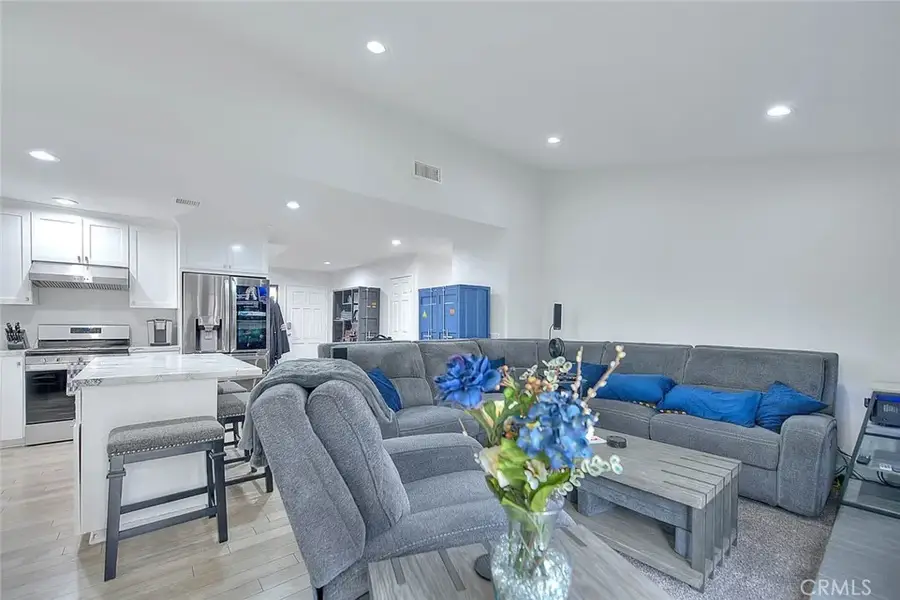 959 Kenwood Street, Upland, CA 91784 - #2