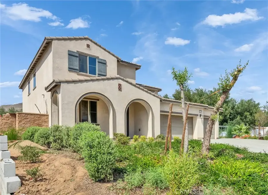 2675 Half Dome Ct, Jurupa Valley, CA 92509 - #3