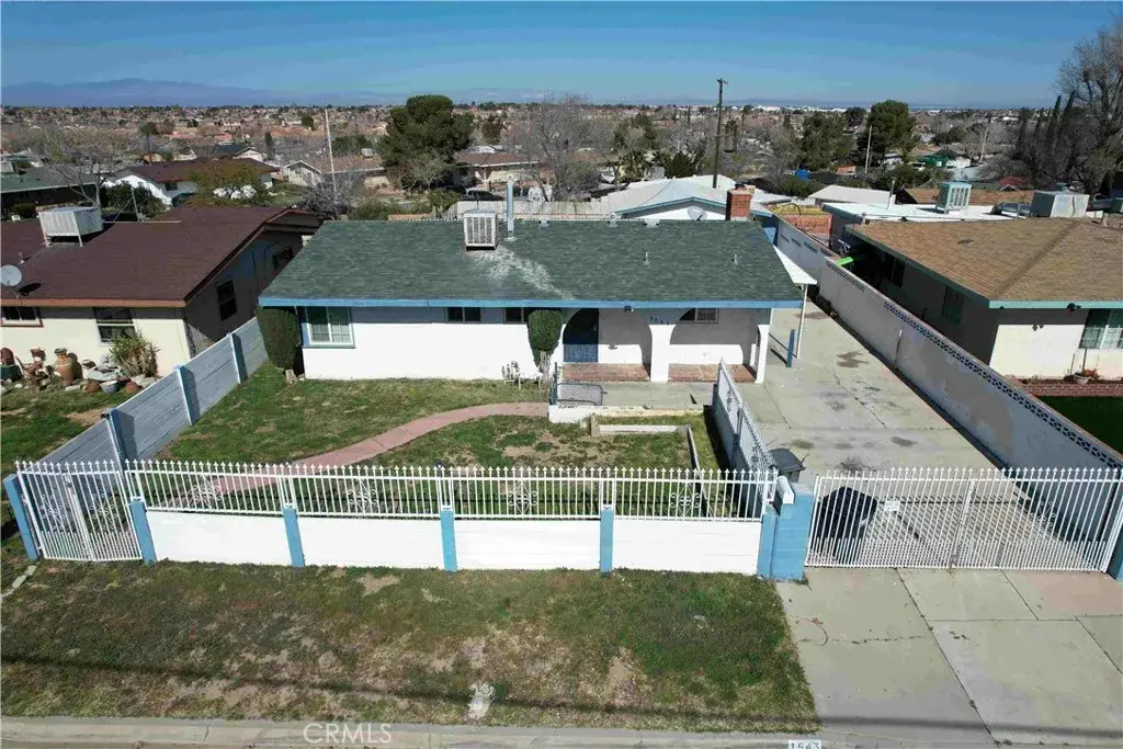 1543 Elizabeth Lake, Palmdale, CA 93551 - #1