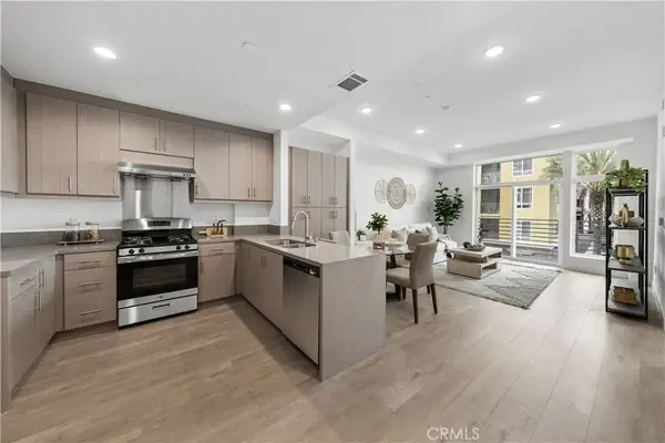 168 S Monterey Street #413, Alhambra, CA 91801