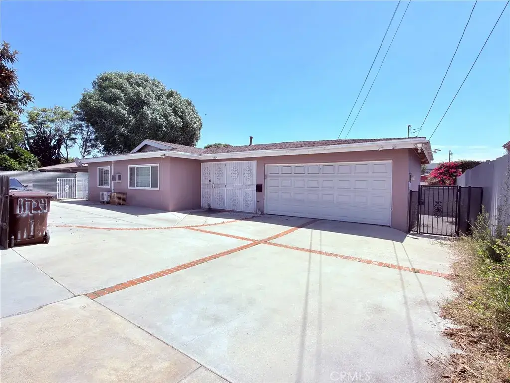 11724 Hemlock, El Monte, CA 91732 - #1