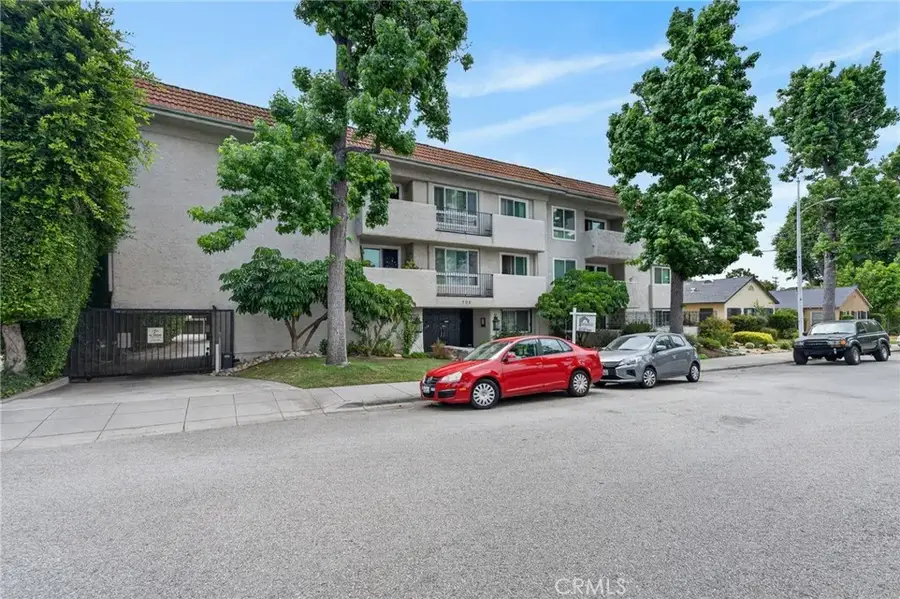 702 Park Avenue #210, South Pasadena, CA 91030 - #2