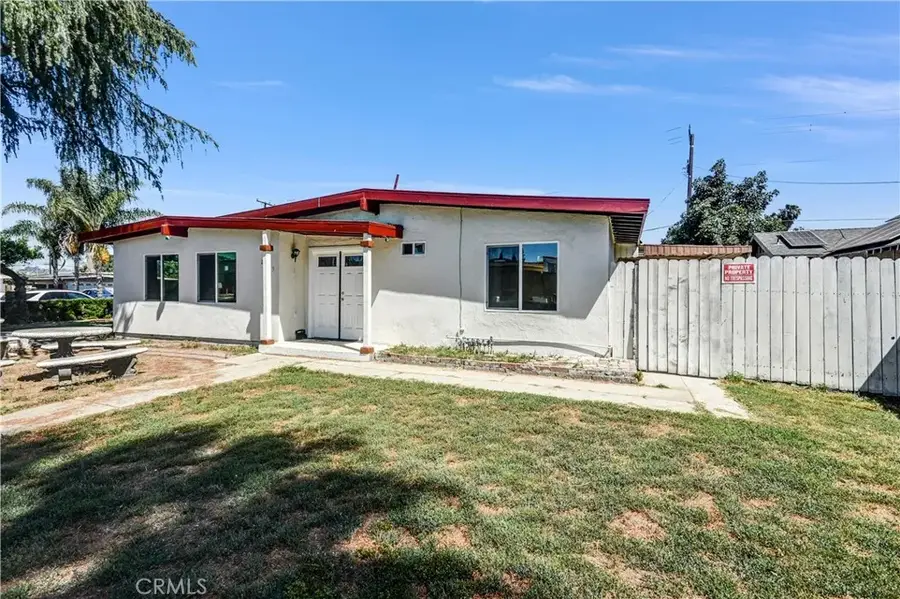 2065 W Orange Grove Avenue, Pomona, CA 91768 - #3