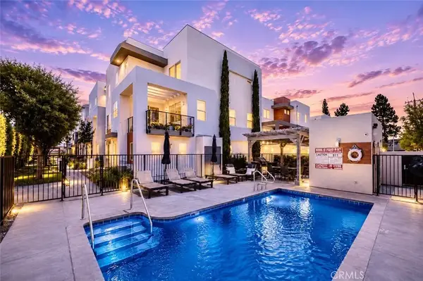 8459 Tweedy Ln, Downey, CA 90240