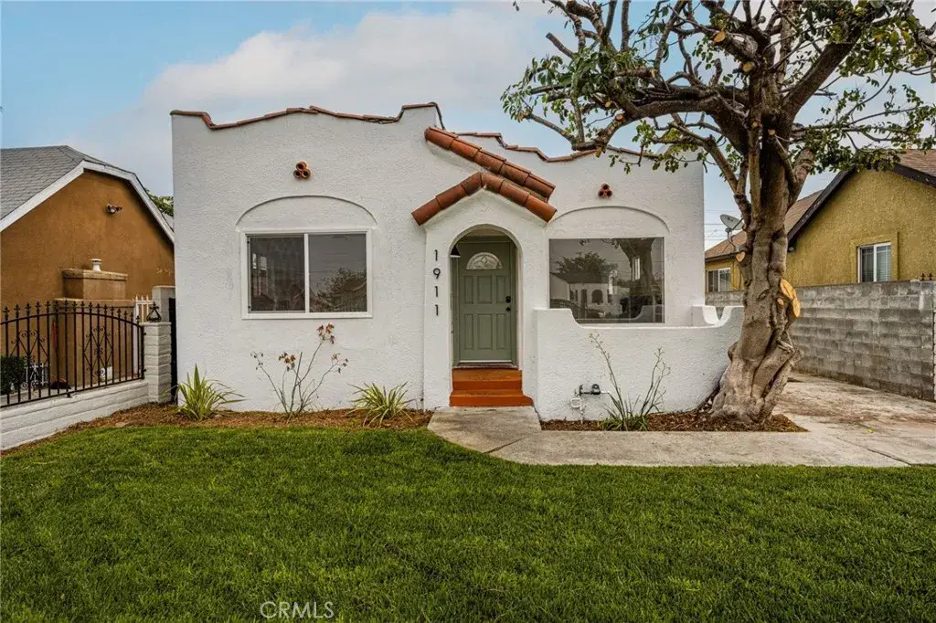 1911 W 65th, Los Angeles, CA 90047 - #1