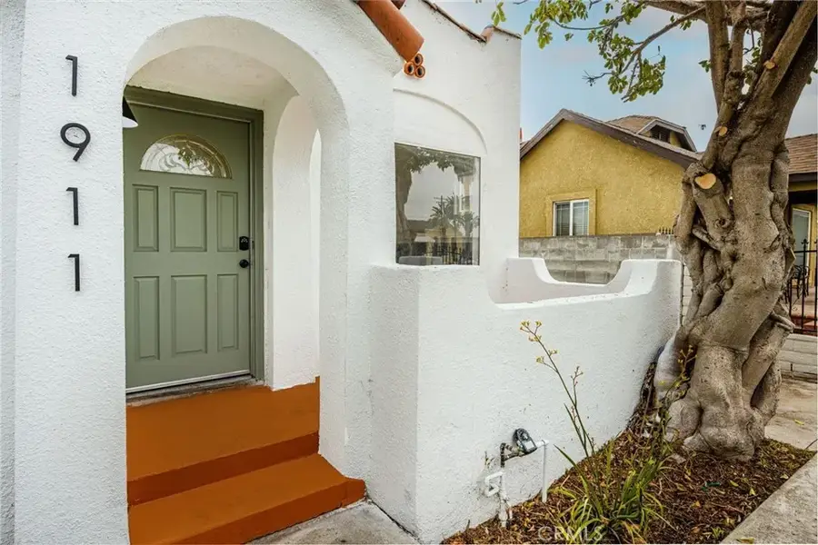 1911 W 65th, Los Angeles, CA 90047 - #3