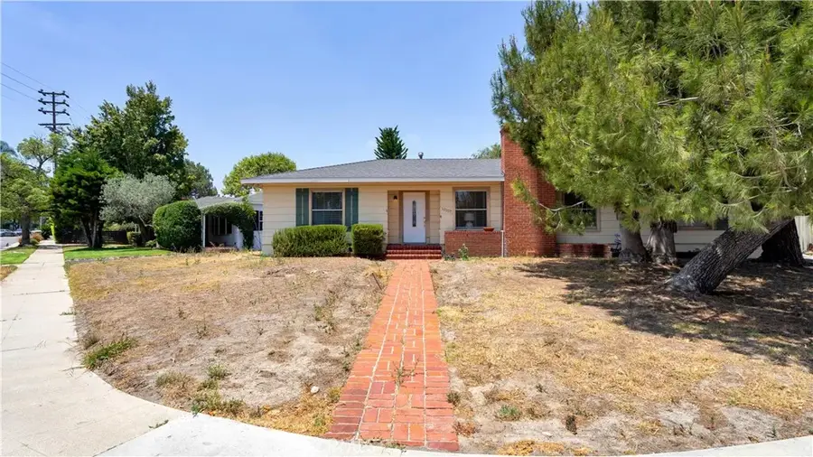 10207 Camarillo Street, Toluca Lake, CA 91602 - #2