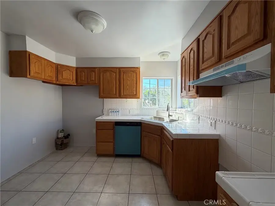 3656 Pomeroy Street, Los Angeles, CA 90063 - #3