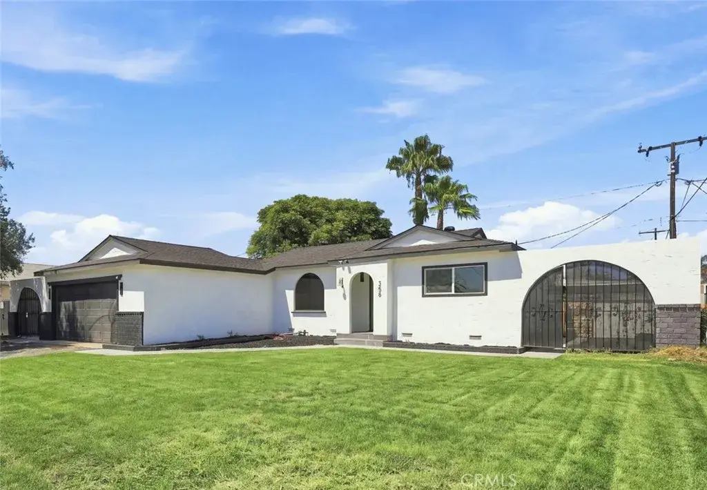 358 S Pampas, Rialto, CA 92376 - #1