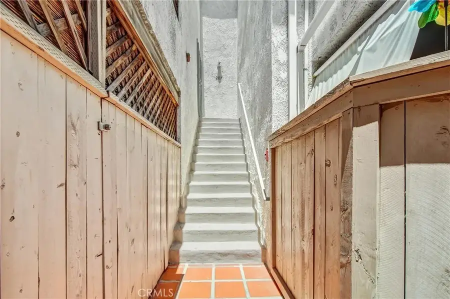 8221 Langdon Avenue #207, Van Nuys, CA 91406 - #2