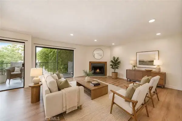 605 Redondo Avenue #203, Long Beach, CA 90814