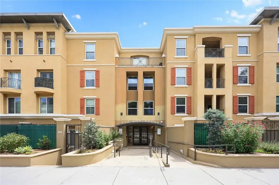 128 N Oak Knoll #206, Pasadena, CA 91101 - #2