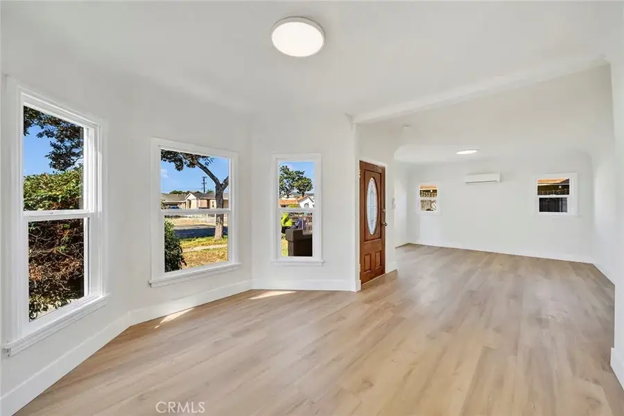 140 W 101st Street, Los Angeles, CA 90003 - #2