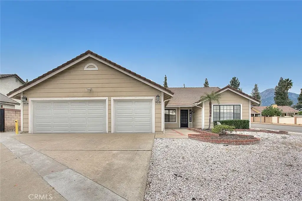 959--959B Kenwood Street, Upland, CA 91784 - #1