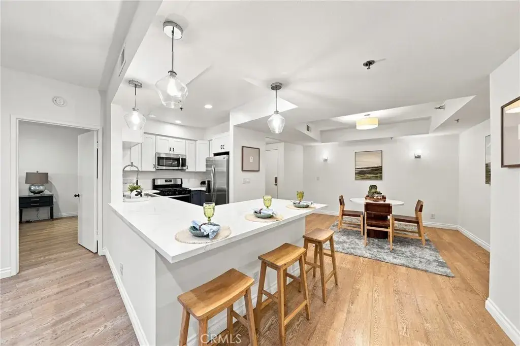2222 N Beachwood Drive #105, Los Angeles, CA 90068 - #1