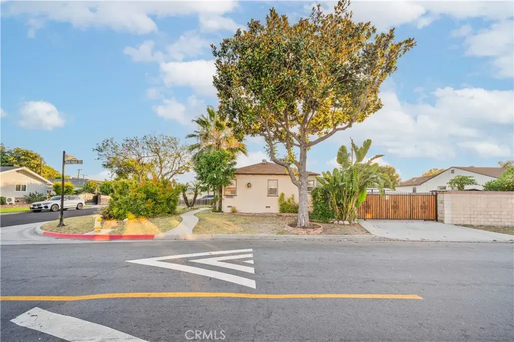 10649 Civic, El Monte, CA 91731 - #1
