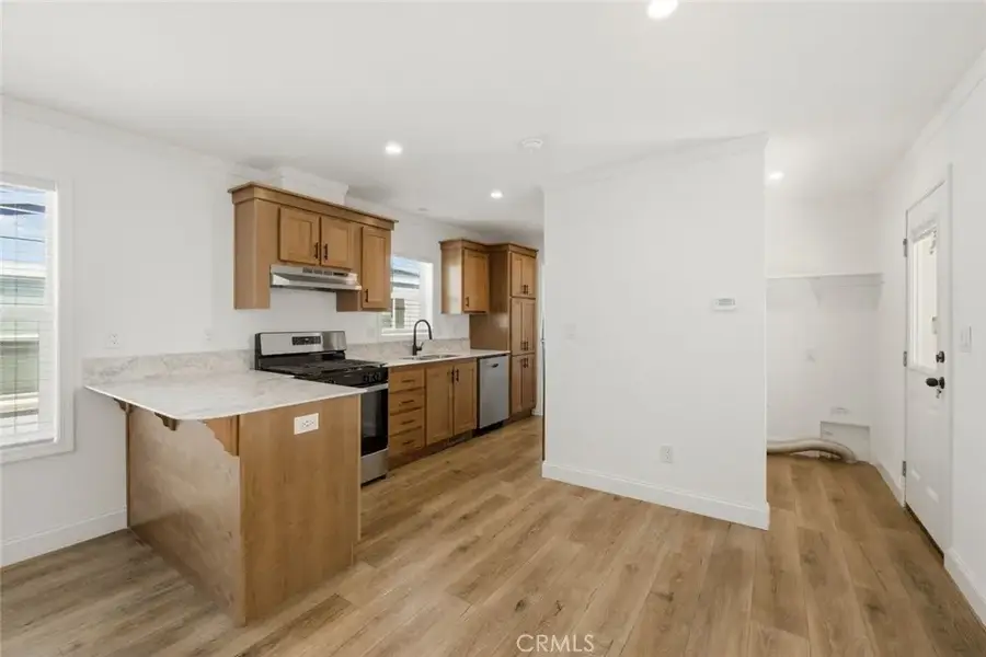 2193 Los Feliz #8, Thousand Oaks, CA 91362 - #3