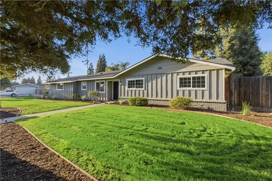 626 W Dorothea, Visalia, CA 93277 - #3