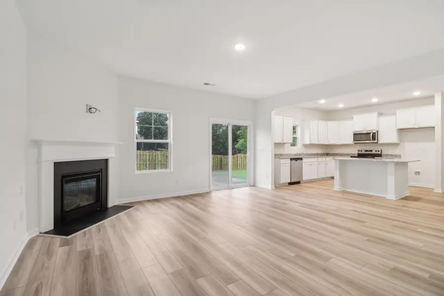 516 Tasmanian Oak Alley Nw, Aiken, SC 29801 - Image #2