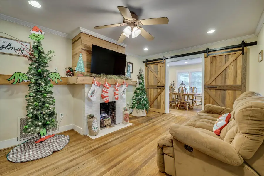 336 Wigfall Street, Edgefield, SC 29824 - Image #2