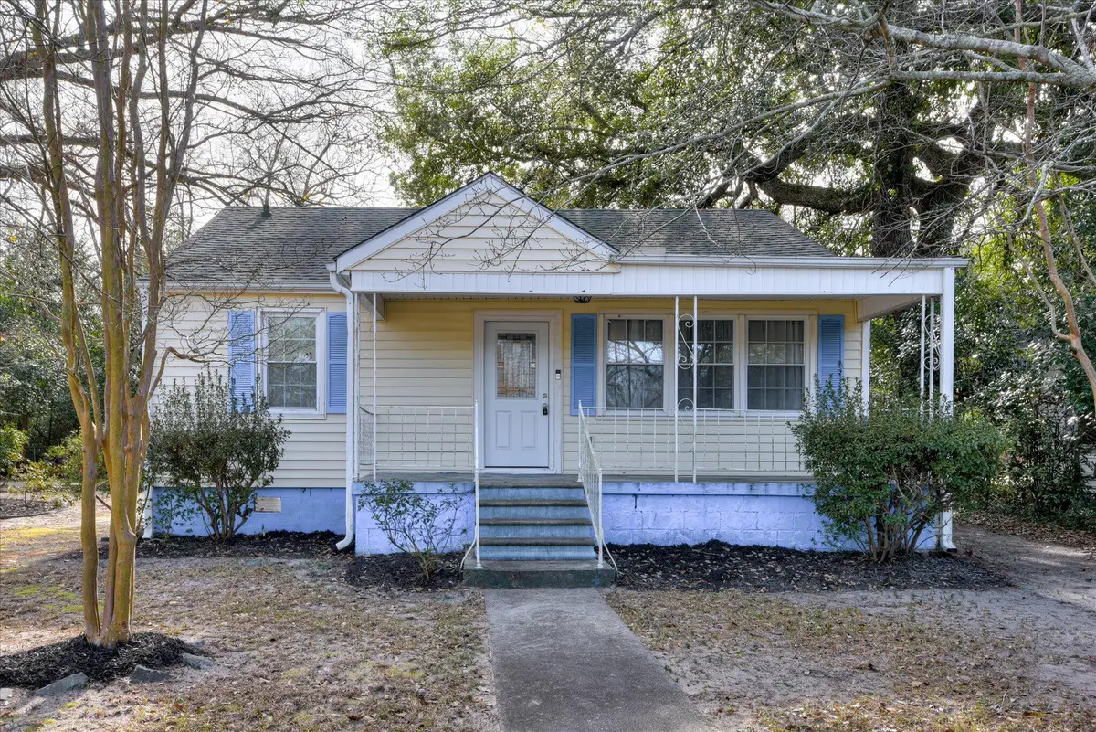 303 Columbia Avenue Nw, Aiken, SC 29801 - Image #1