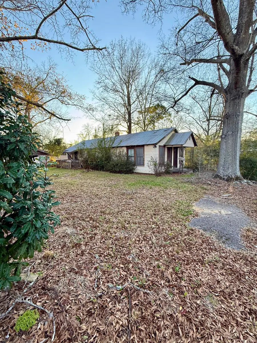 834 Peasley, Orangeburg, SC 29115 - Image #2