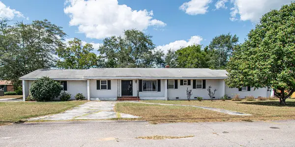 200 N Lawrence Avenue, Swansea, SC 29160