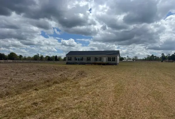 000 New Holland Road, Wagener, SC 29164