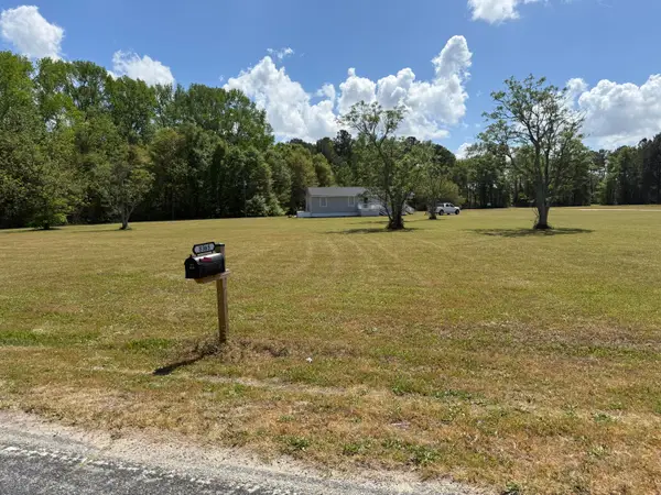 8365 Silver Road, Manning, SC 29102