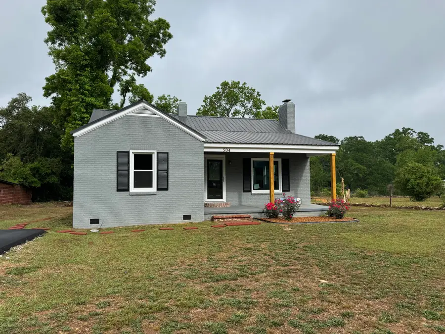 504 Penn Street, Edgefield, SC 29824 - #3