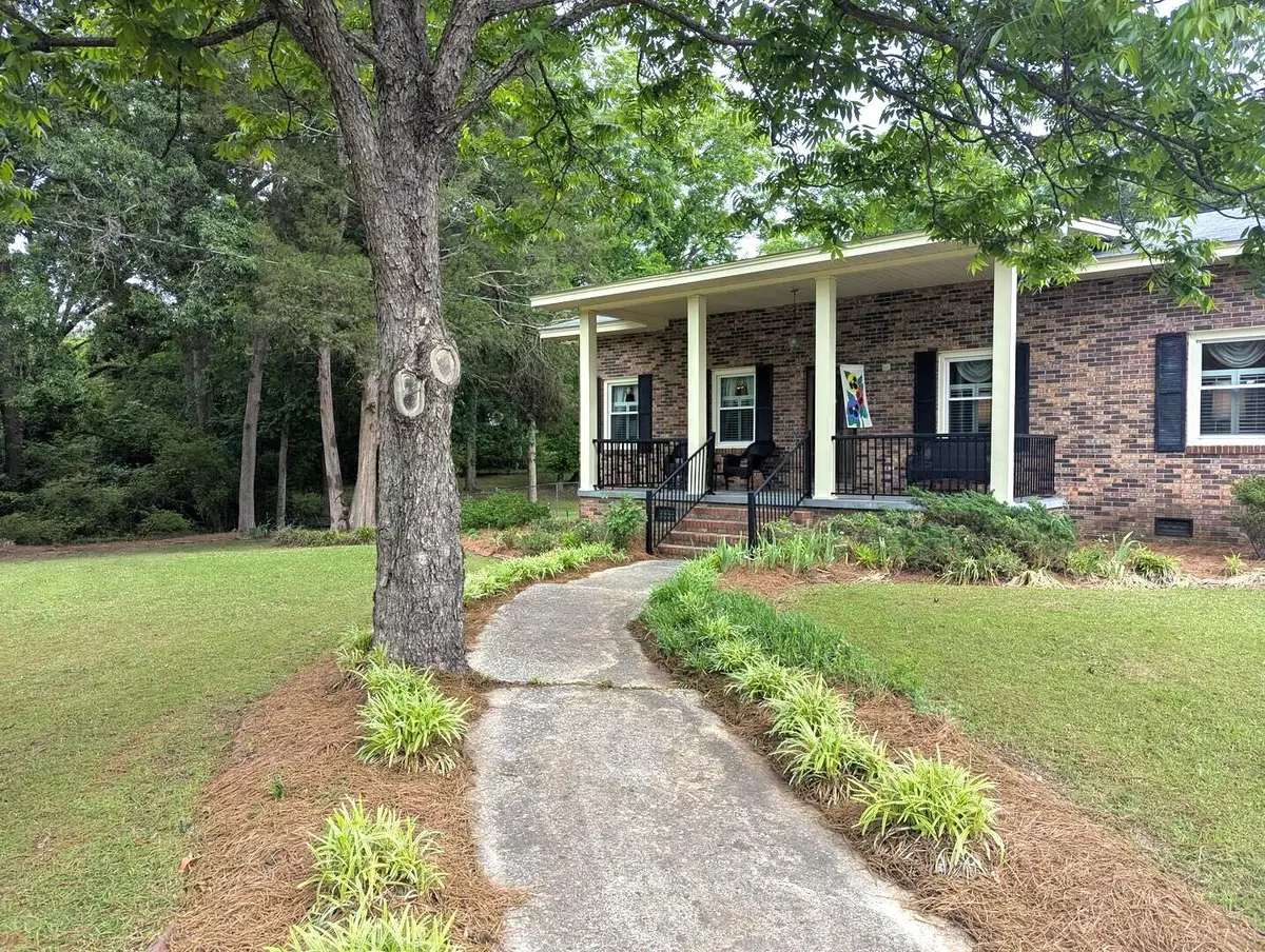 205 W Wheeler Circle, Saluda, SC 29138 - #1