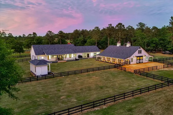 230 Meadows Ridge Court, Aiken, SC 29803