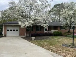 221 Gregg Avenue Nw, Aiken, SC 29801