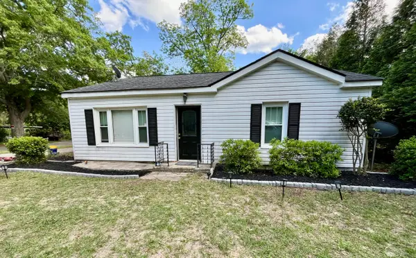 313 Jones Bridge Road, North, SC 29112