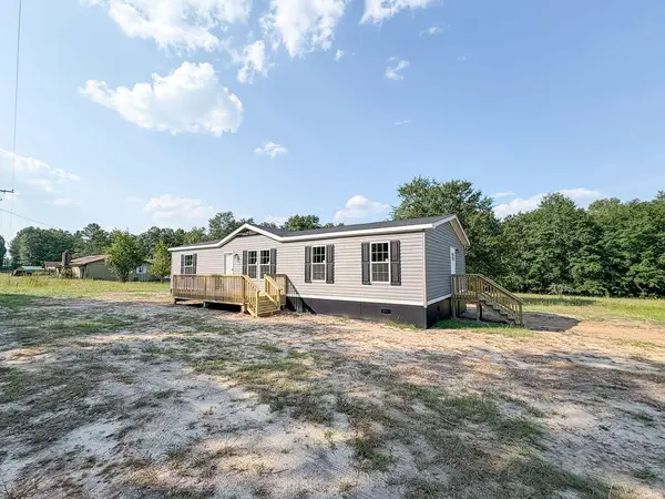 360 Wagontong Road #B, Wagener, SC 29164