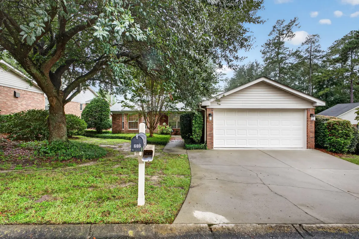 605 Clarendon Place, Aiken, SC 29801 - #1
