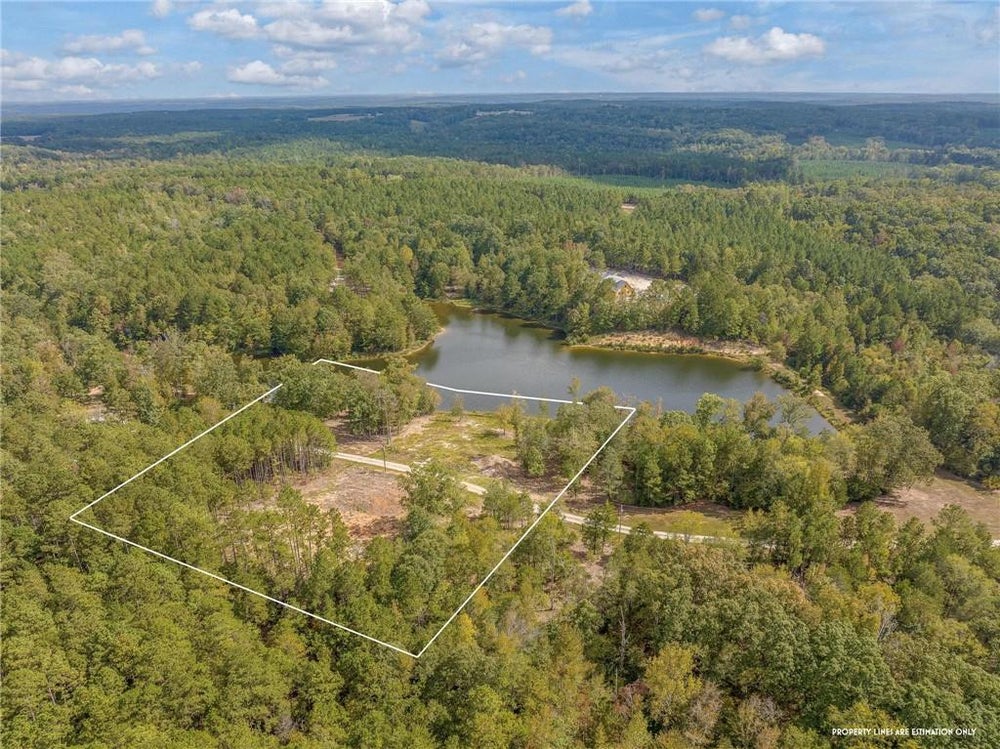 296 Brook Trout Lane, Iva, SC 29655 ERA