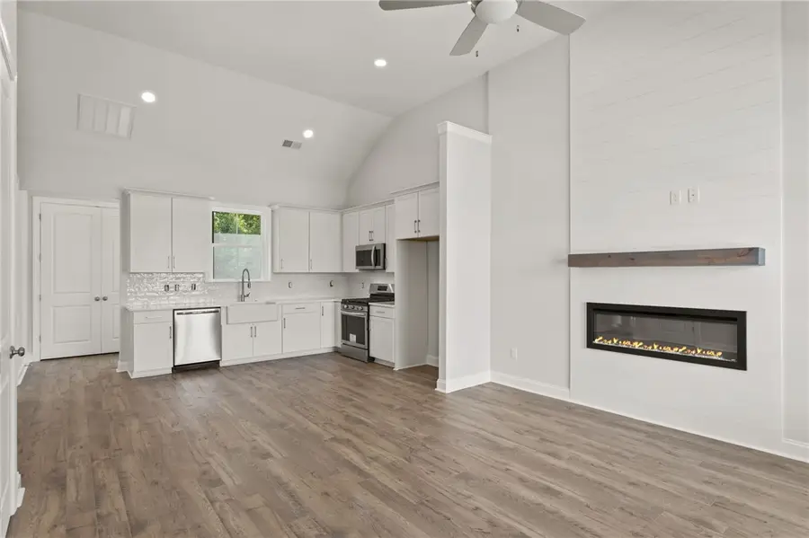 125 Cottage Lane, Greenwood, SC 29649 - Image #2