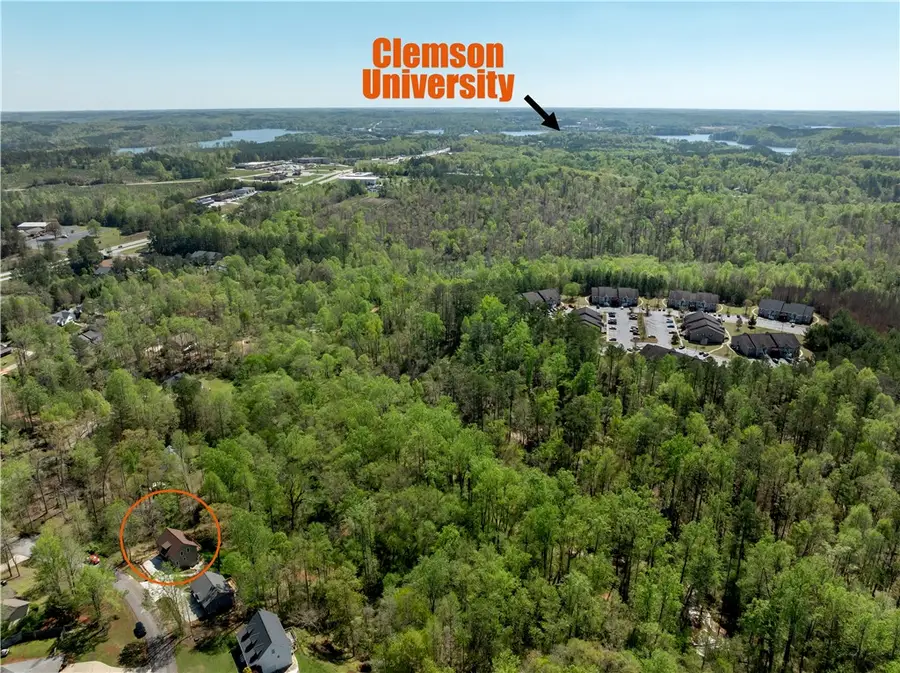 3064 Woodale Circle, Seneca, SC 29678 - Image #2