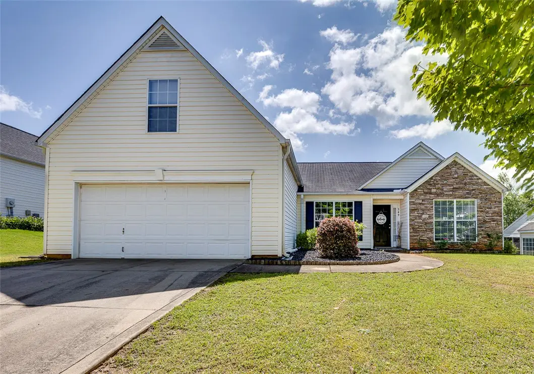 349 Hamilton Parkway, Easley, SC 29642 - Image #1