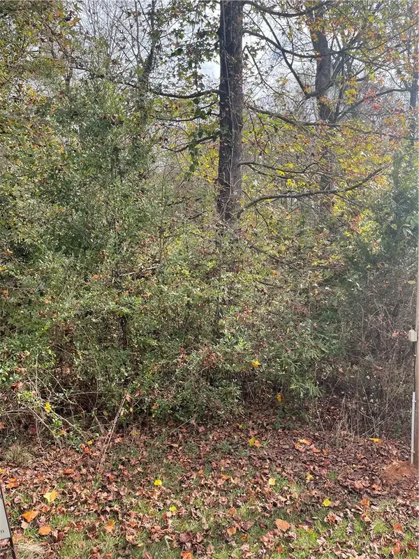 700 Keowee Trail, Seneca, SC 29672