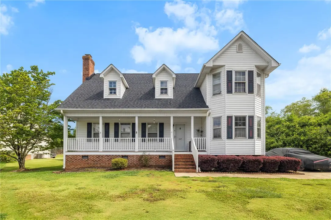 107 Barrington Court, Easley, SC 29642 - Image #1