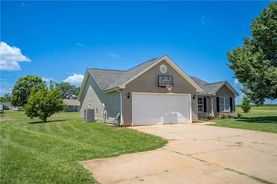 575 Mountainview Road, Boiling Springs, SC 29316 - Image #2