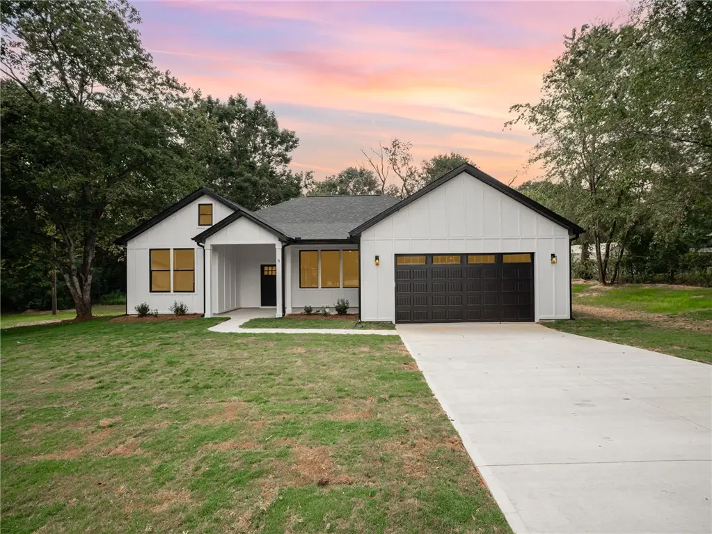 6 Gavin Place, Taylors, SC 29687 - Image #1