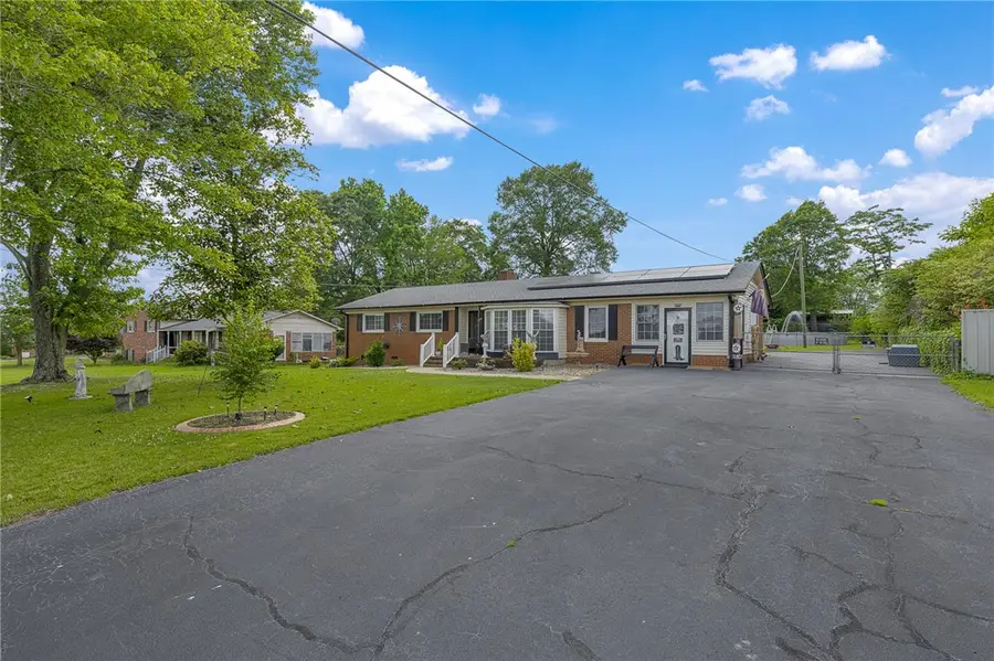 208 Kenneth Drive, Boiling Springs, SC 29316 - Image #3