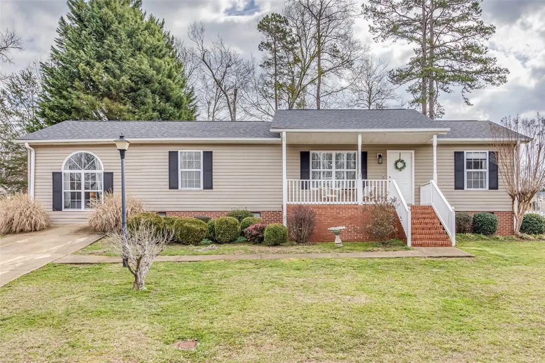 100 Mona Way, Greenville, SC 29611 - Image #1